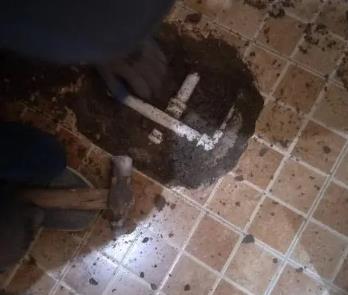 安国市卫生间漏水维修公司为您分享下卫生间渗水如何处理及注意事项
